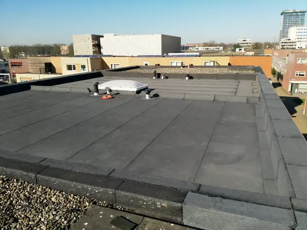 Dakwerk en loodgieterswerk project Domstad Dakwerken 11