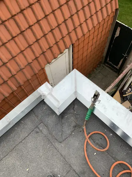 Dakwerk en loodgieterswerk project Domstad Dakwerken 25