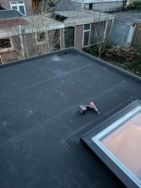 Dakwerk en loodgieterswerk project Domstad Dakwerken 112